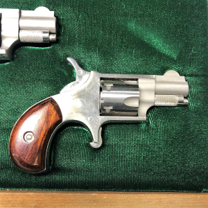 Coffret NAA Mini 22 revolvers