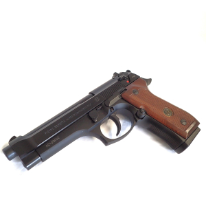 Pistolet Beretta 92FS (2018)