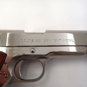 Pistolet Colt Government MKIV (1974)