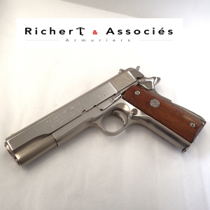 Pistolet Colt Government MKIV (1974)