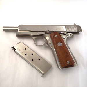 Pistolet Colt Government MKIV (1974)