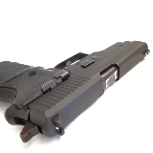 Pistolet Sig-Sauer P225